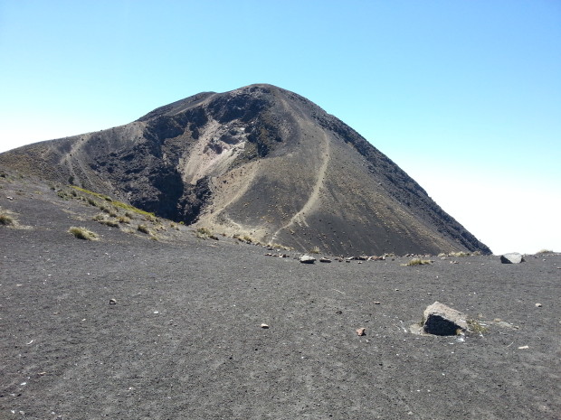 im29 - volcan de acatenango