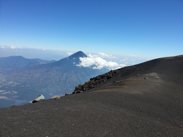 im35 - volcan de acatenango